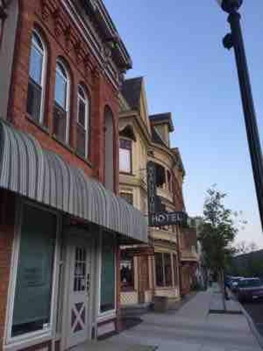 Apartamento The Cast Iron Lady Wyalusing Exterior foto